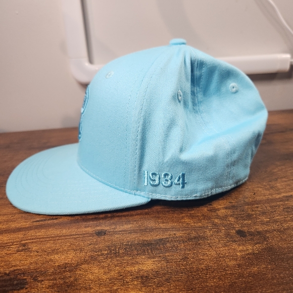 2023 Chicago Cubs SGA Baby Blue 1934 Budweiser Logo Cap Hat Snapback - Picture 2 of 7